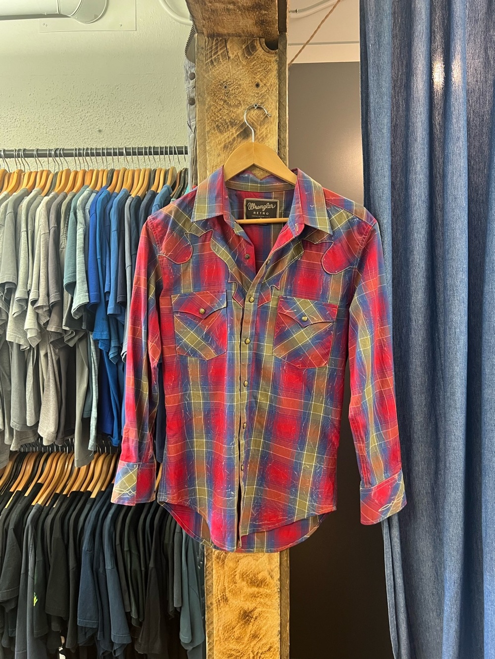 Vintage Wrangler Red and Blue Plaid Pearl Snap Button-Up Shirt